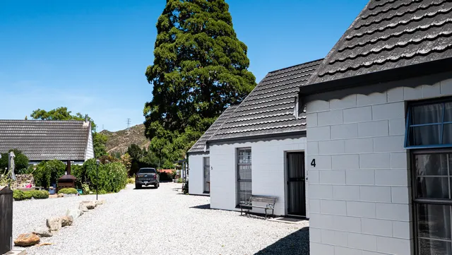 Clyde Central (formerly Antique Lodge Motel)