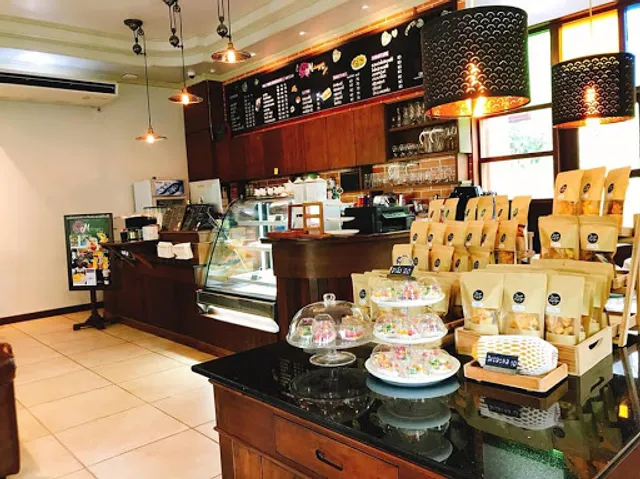 ร้านกาแฟแมลงปอคาเฟ่ Malangpor Cafe