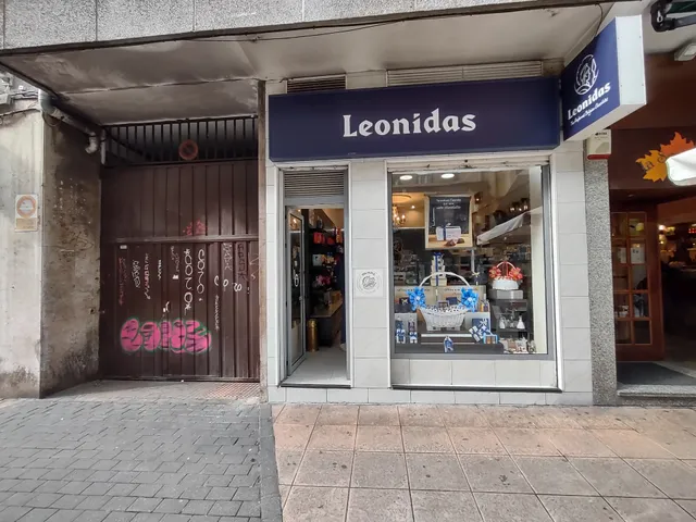 Bombonería Leónidas Oviedo