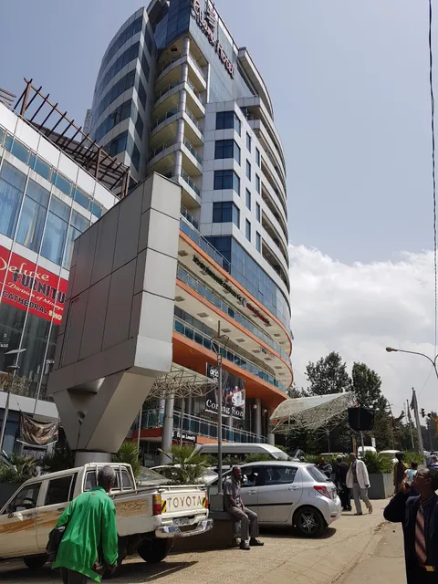 ኤሊያና ሞል | ፒያሳ | Eliana Mall | Piazza