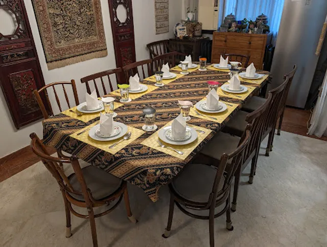 Nonya Bong The Peranakan