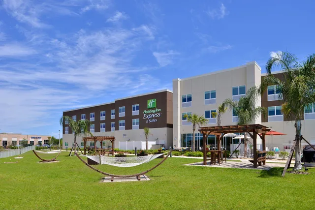 Holiday Inn Express & Suites Trinity by IHG