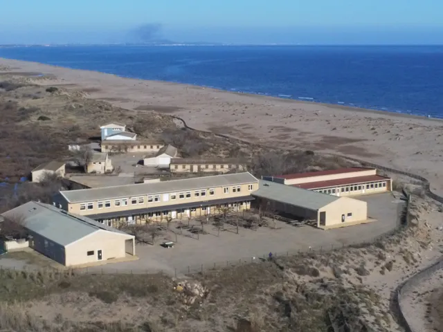 Sea and Sun Centre PEP 34