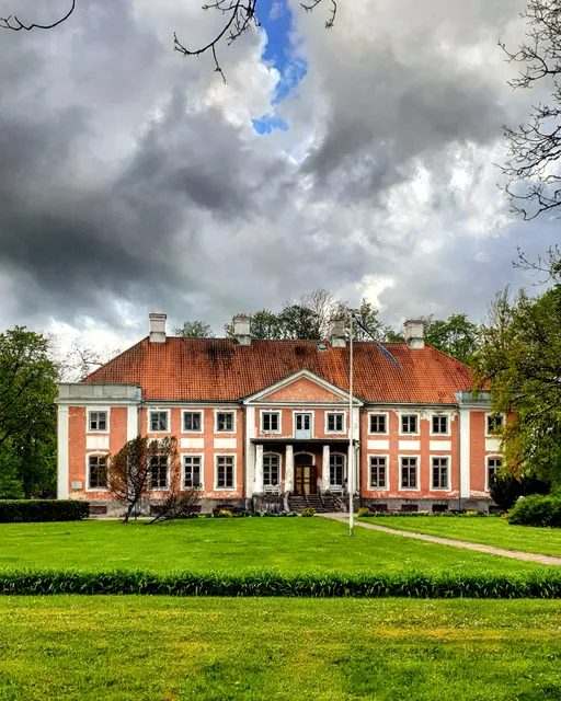 Sargvere Manor