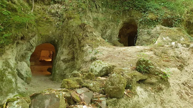 Hundred Chambers Necropolis