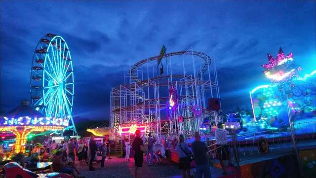 Robland Lunapark Ustronie Morskie