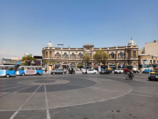 Hasan Abad Square