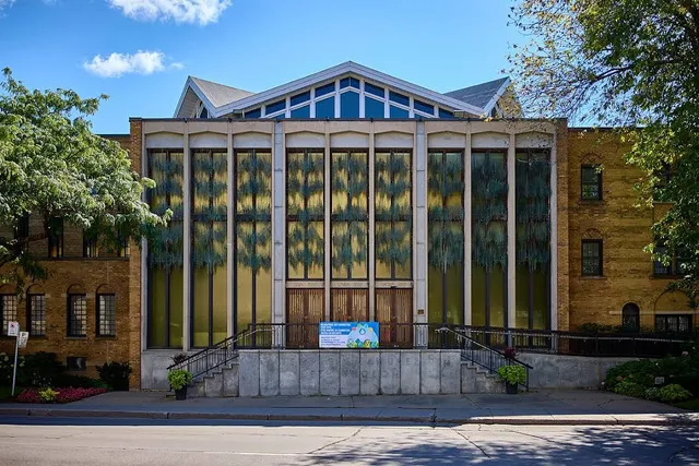 Temple Emanu-El-Beth Sholom