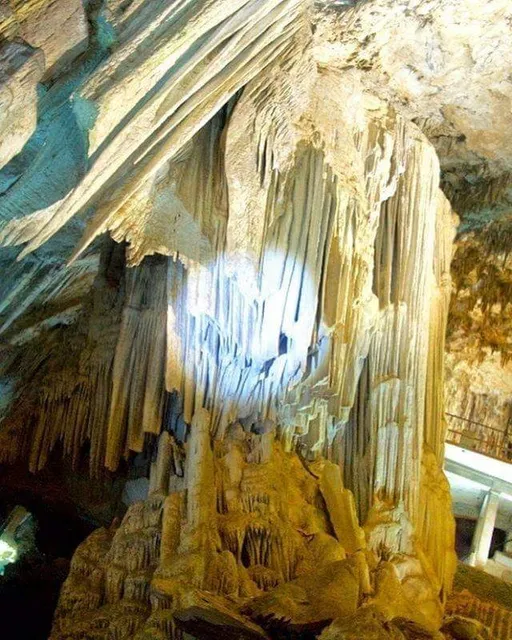 Devil’s Cave Restaurant and Parking Lot