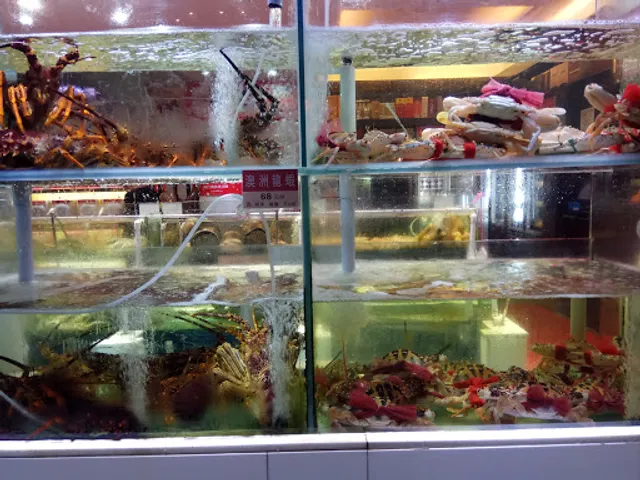 Hip Seng Seafood Hot Pot Restaurant