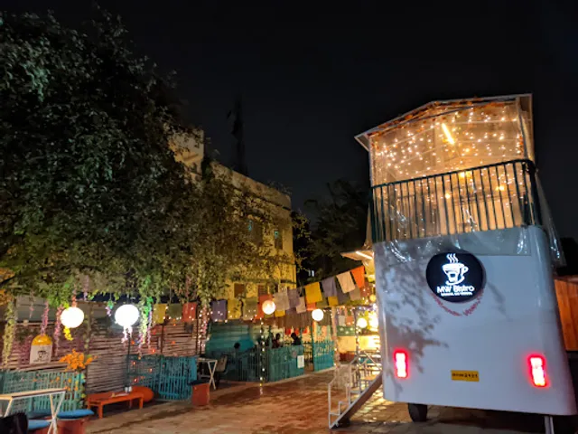 MW Bistro ( Bus Cafe)