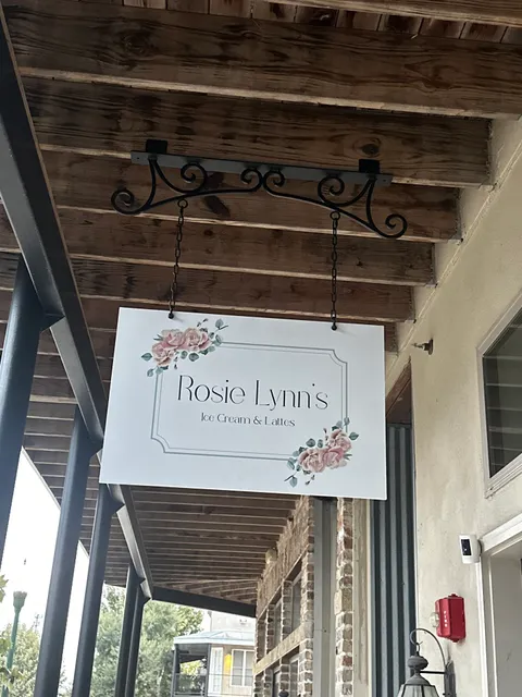 Rosie Lynns Ice Cream and Lattes
