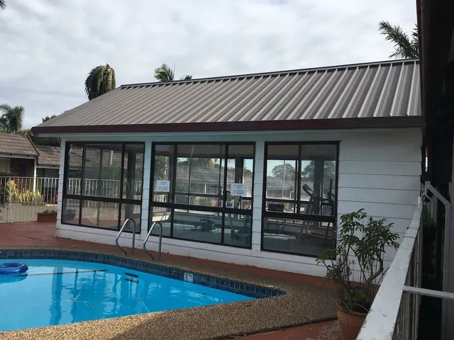 Town & Country Motel