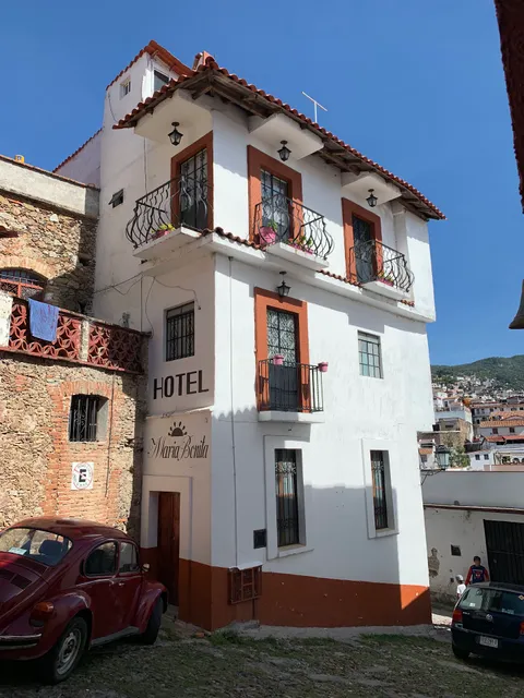 María Bonita by Rotamundos