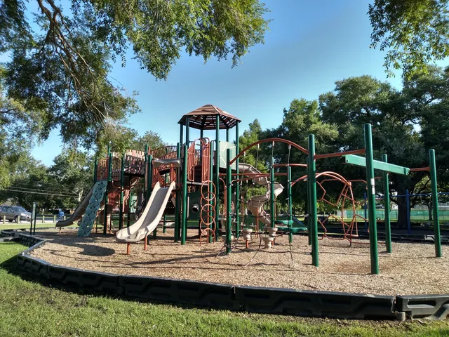 Peltier Park