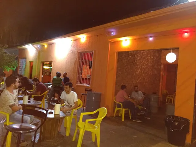 Dona Onça Pub Bar