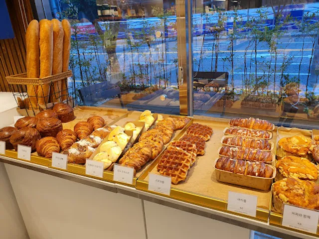 구자윤과자점 부산시청점