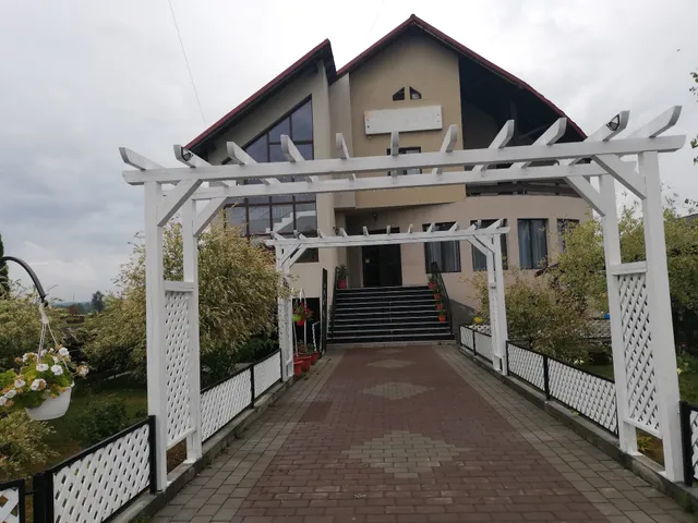 Pensiunea Doli - restaurant si cazare Valea Hotarului, Săpânța - Sighetu Marmației - Maramureș