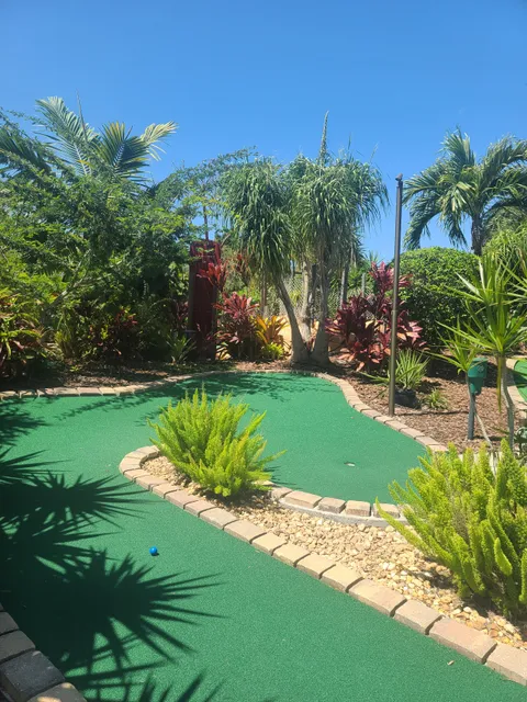 Marco Golf And Garden