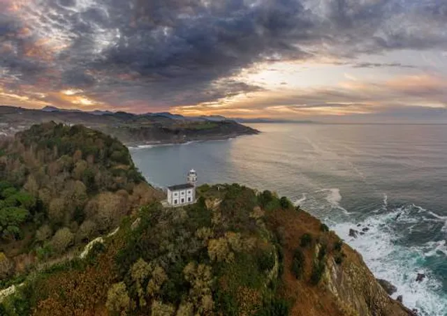 Faro de Getaria