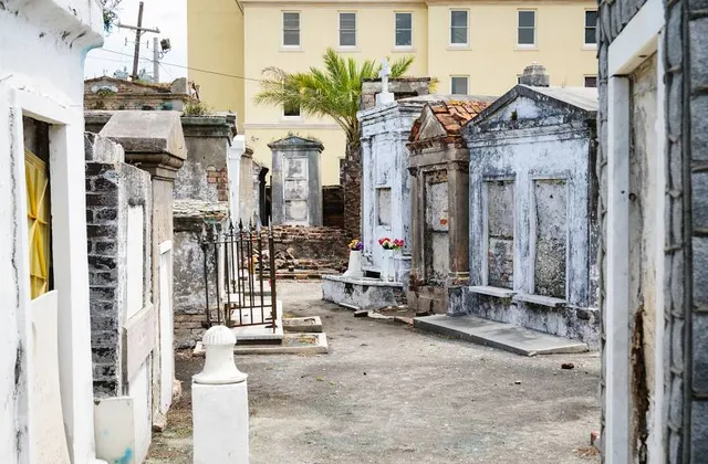 St. Louis Cemetery No. 2