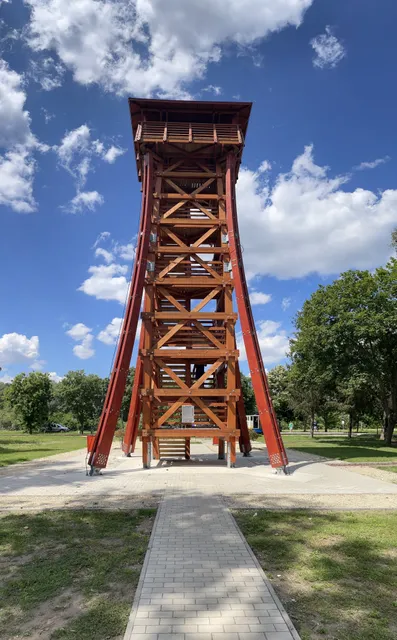 Tisza-parti kilátó