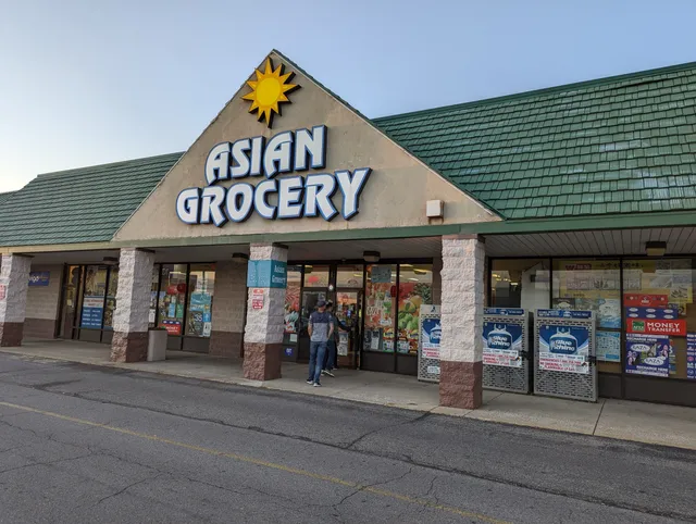 Columbus Square Shopping Center