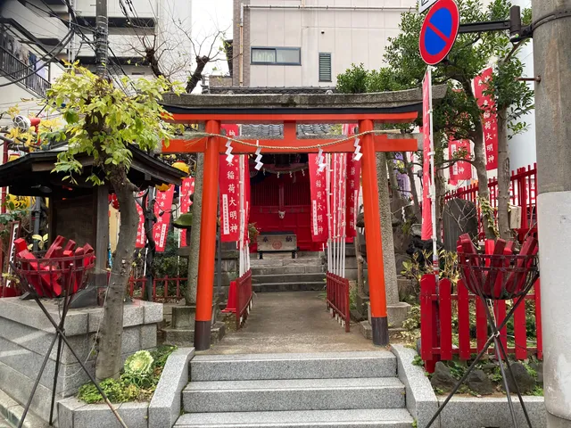 Shōzoku Inari-jinja Shrine