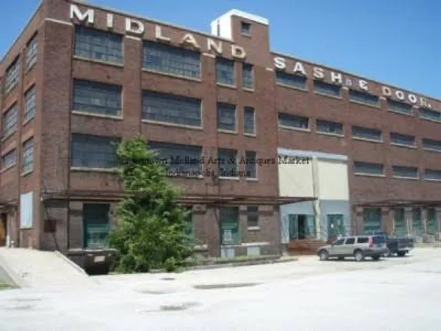 Midland Arts & Antiques Market