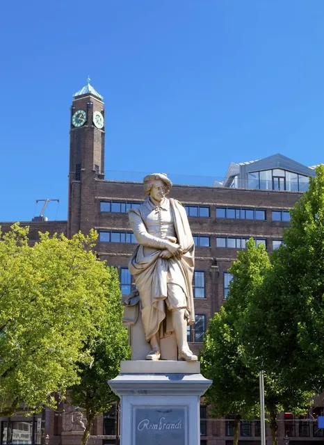 Rembrandt Monument