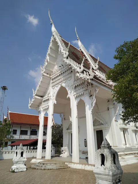 วัดบางวันทอง