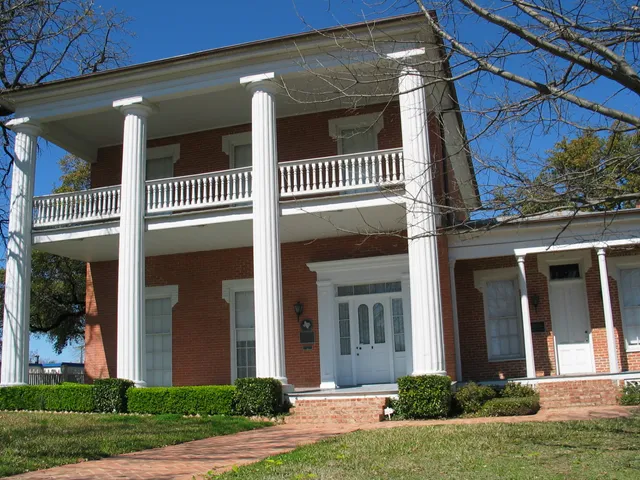 McCulloch House Museum