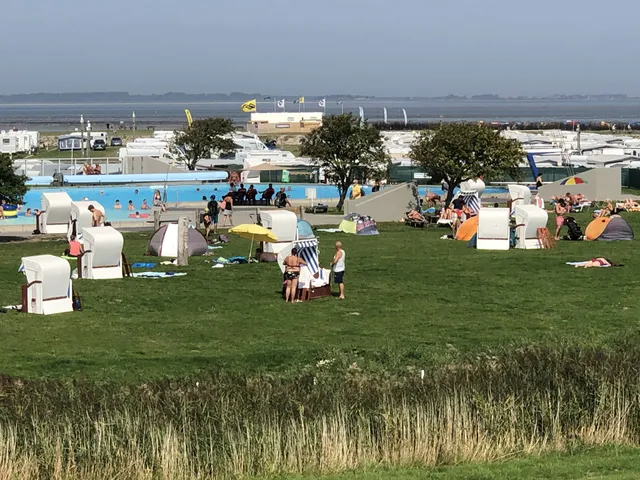 ADuW An't Diek un Water E.K.