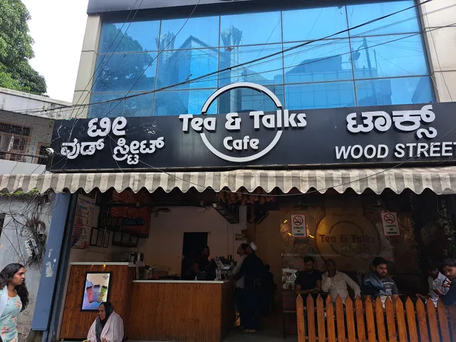 Tea & Talks Café