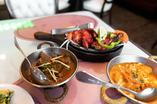 Taj Palace Austin Indian restaurant and bar