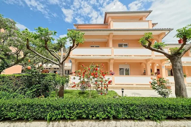 Apartments Marica Beg