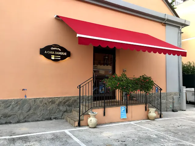 Trattoria a Casa Damiani
