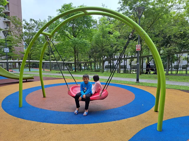 Playground @ 451 Bukit Batok West Ave 6