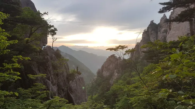 봉정암 Bongjeongam