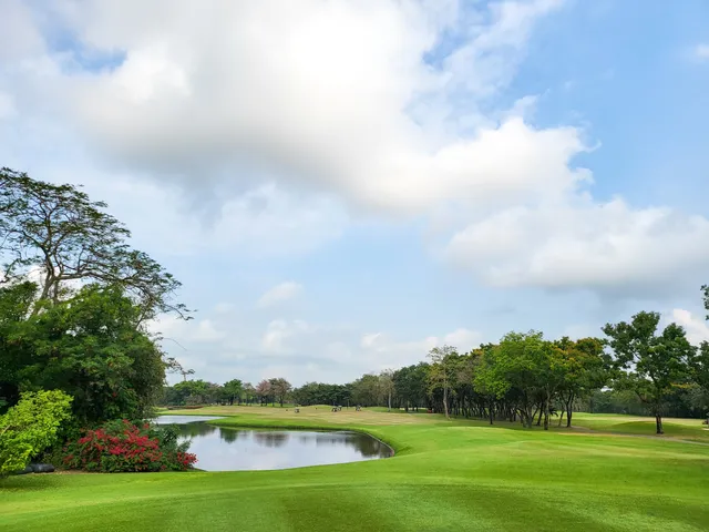 Navatanee Golf Course