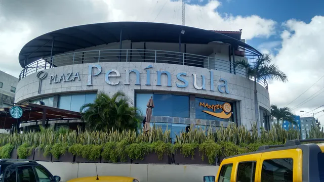 Plaza Península