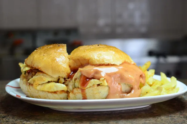 Cade Burger | ካዴ በርገር