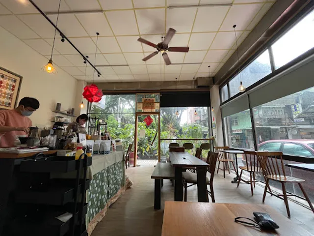丸花豆倉 Monga Coffee Roasters