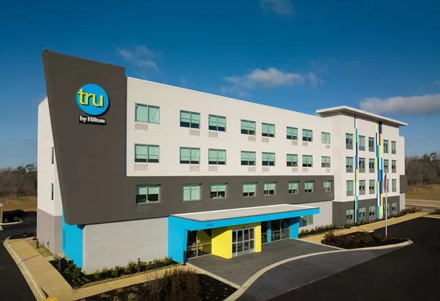 Tru by Hilton Tupelo