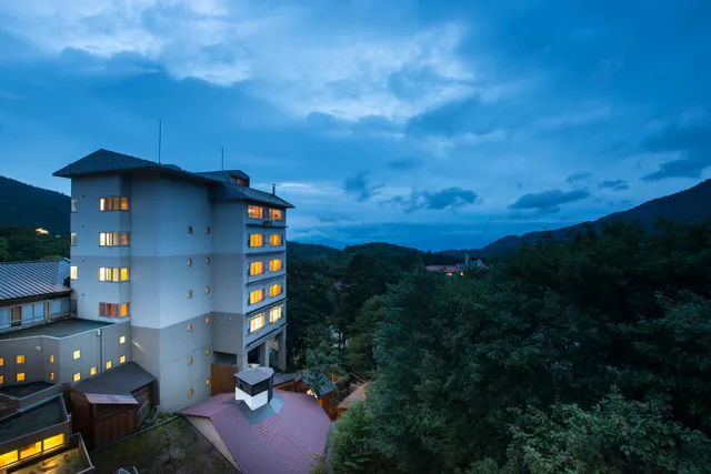 Hotel Lucent Takamiya