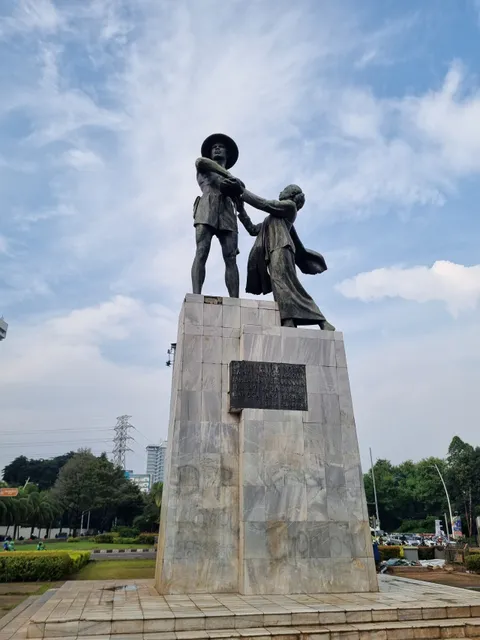 Tani Monument