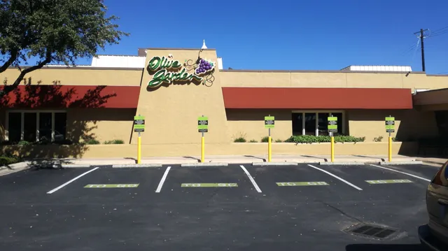 Brodie Oaks Shopping Center