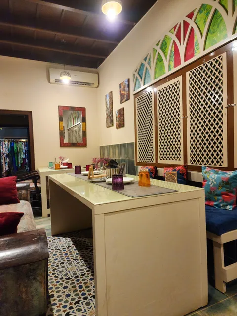 Ira - The Fresh Kitchen