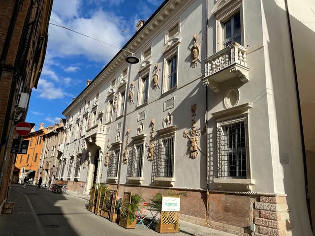 Palazzo Bevilacqua-Costabili, Ferrara