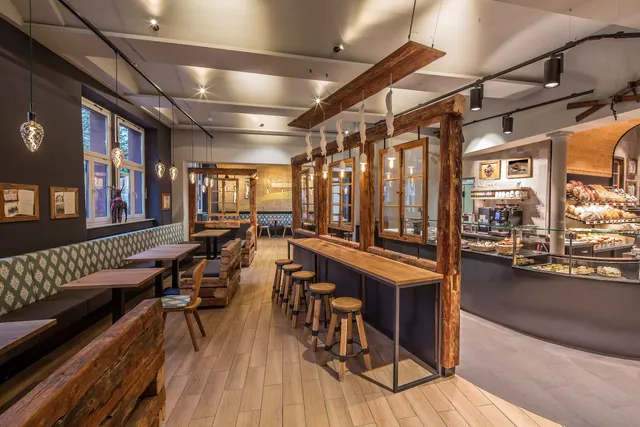 Fischerbeck Bäckerei & Konditorei im Bahnhof Titisee